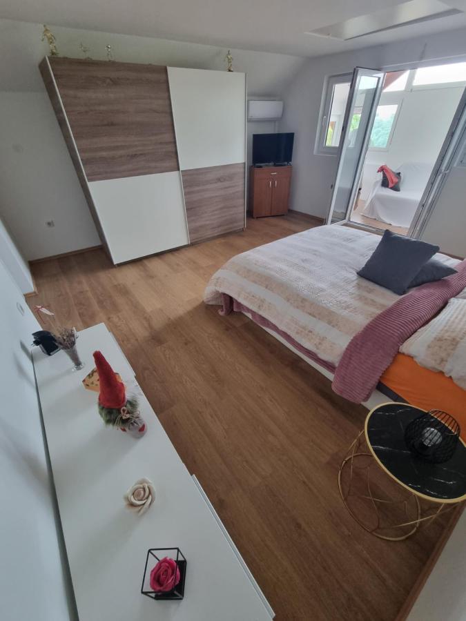 Holiday home Kuca Za Odmor Mia *